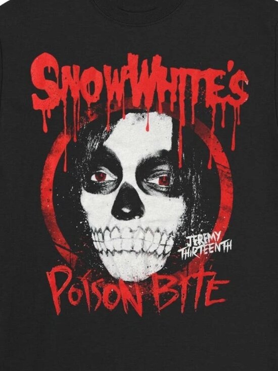 Snow White's Poison Bite Band T-shirt 253 - Picture 2 of 5